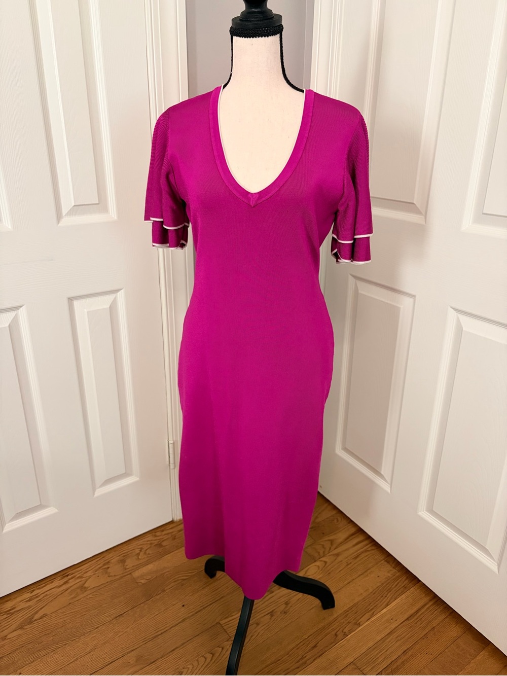 Karen Millen Fuchsia V-Neck Midi Dress